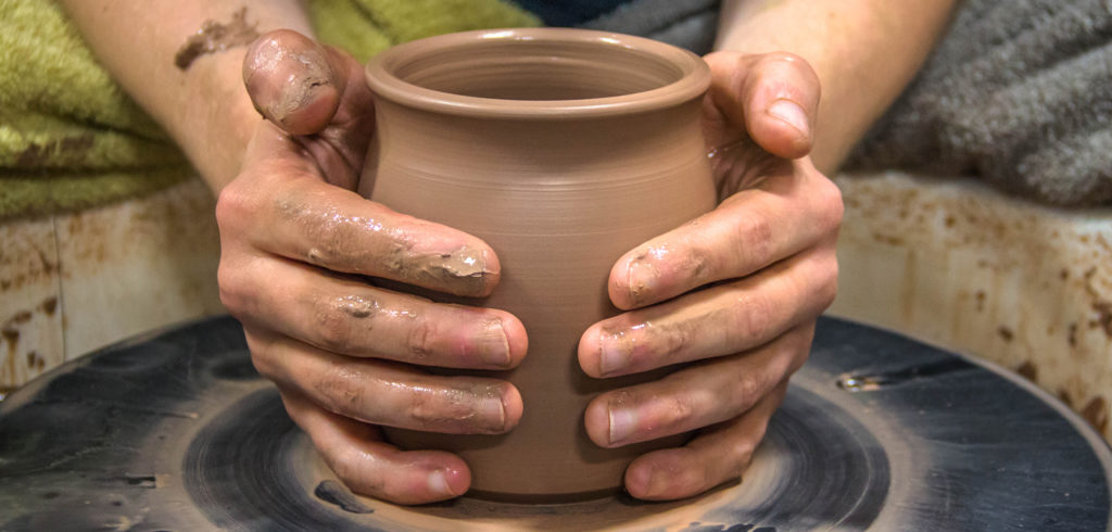 What Are The 4 Types Of Clay? - Wheel & Clay